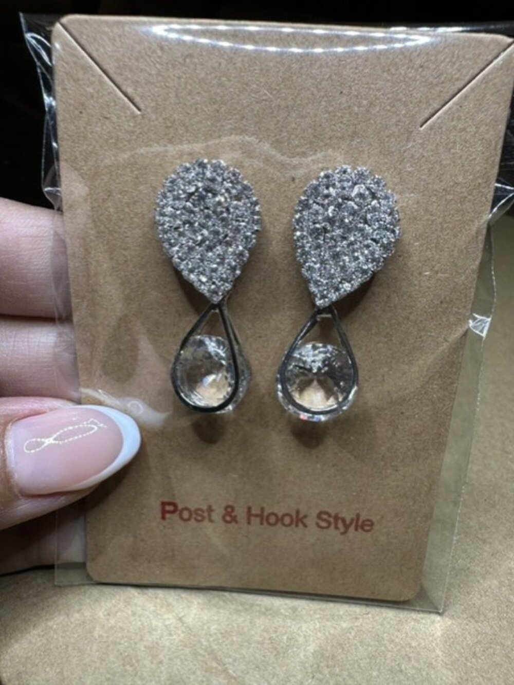 Sparkling Crystal teardrop Earrings for women